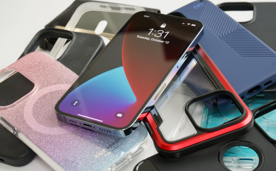 Why iPhone Dealers Advise People to Buy iPhone Cases